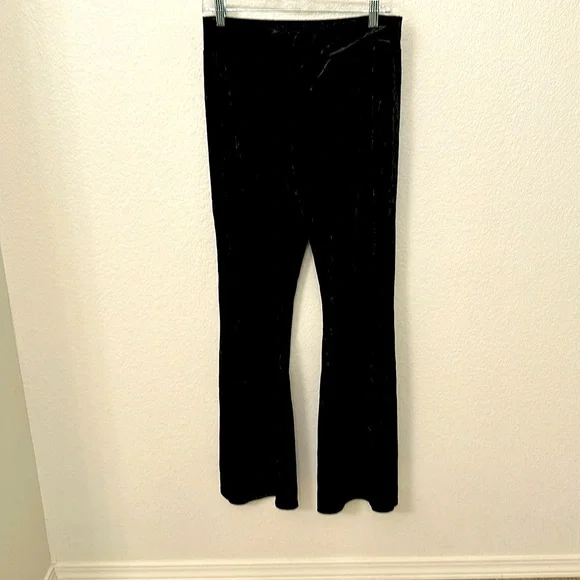 Crushed velvet feel size XL.  SHEIN bell bottom pants - Picture 3 of 3